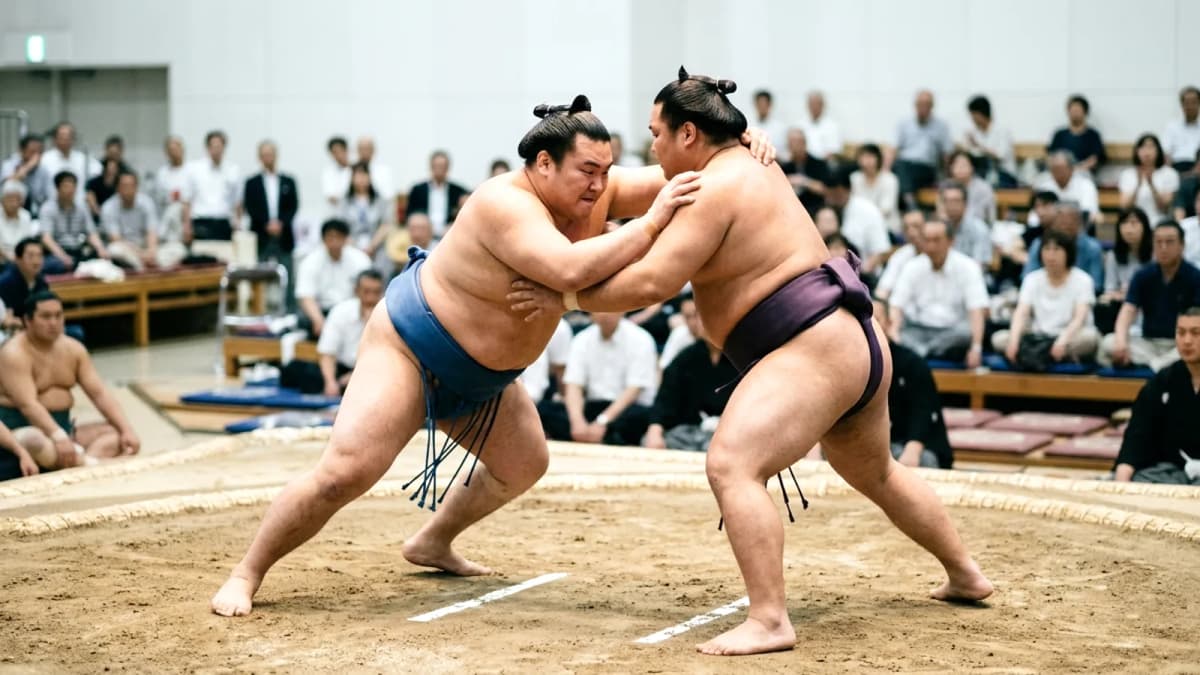 Giải đấu Sumo Nagoya: Sức khỏe đô vật hàng đầu tạo nên kịch tính